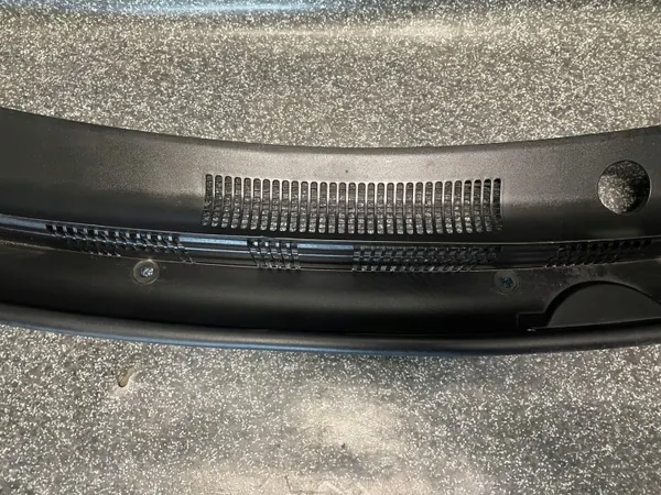 Bovenste Voorruitafdichting OEM Kia Rio IV Lift image 3