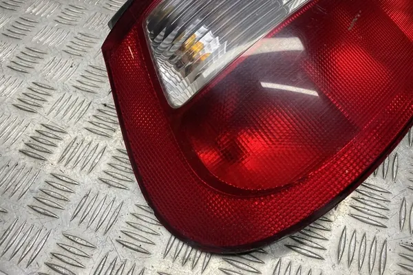 Lámpara trasera izquierda RENAULT MEGANE I 7700428320 image 2