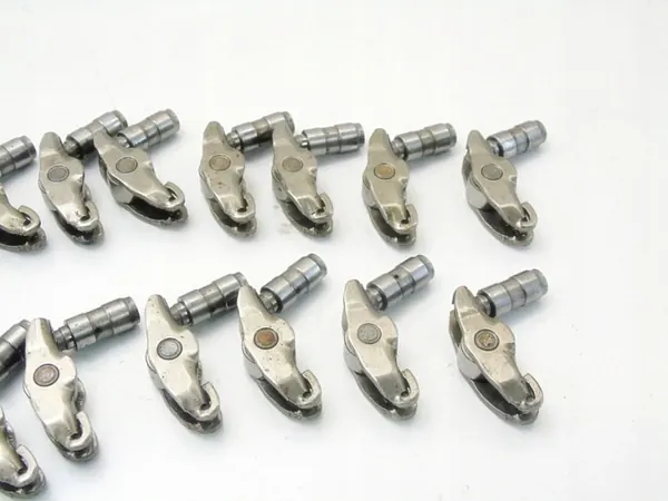 Poussoirs de culasse OEM D5244TSZG4MS14260219 Volvo image 8