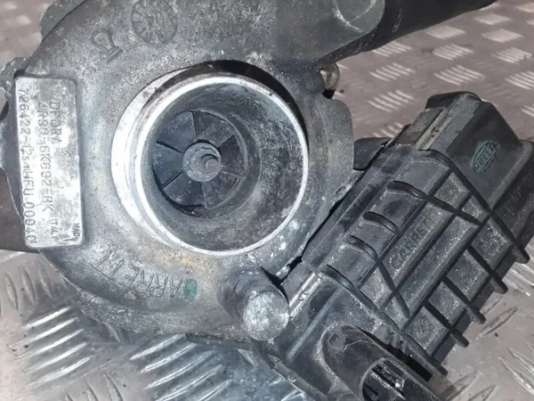 Turbo usado OEM 4R8Q6K692BK para Peugeot 607 image 7