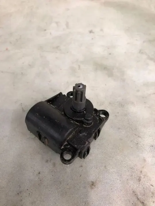 Válvula de calefacción OEM D332LFDBA para Hyundai image 3