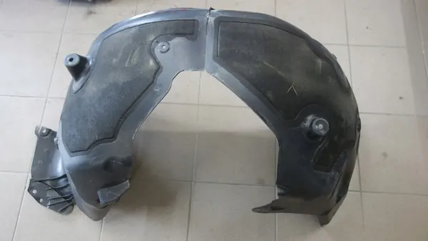 Tesla Model 3 Front Left Wheel Arch 1081581-00-D image 2