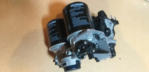 Scania Lufttrockner OEM 9325102280 - Gebraucht image 4