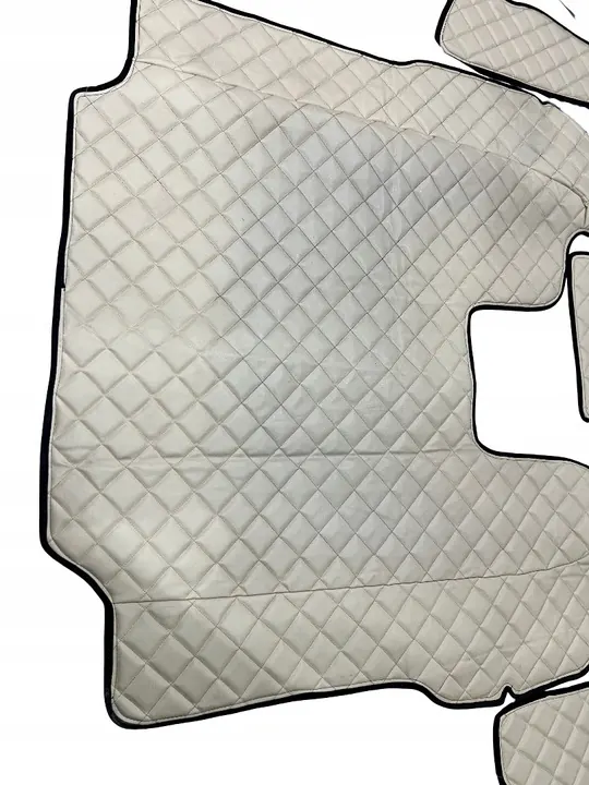 Tapetes de couro ecológico Scania R 2013-2017 image 6