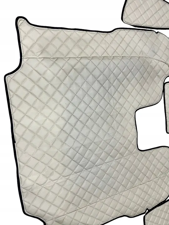 Tapetes de couro ecológico Scania R 2013-2017 image 7