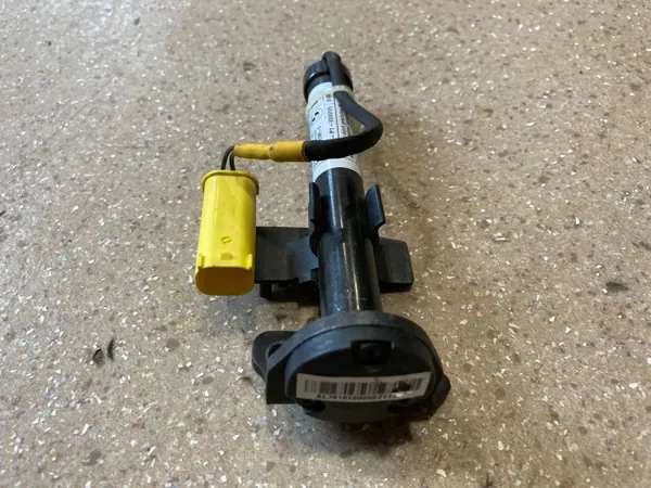 OEM 7418199 Framfotgängarairbag Aktuator BMW X6 image 6