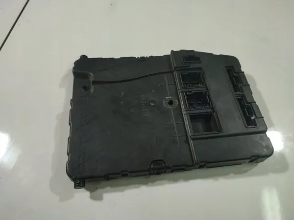 Renault Scenic Komfortmodul 2007 1.5L 8200724363 image 2