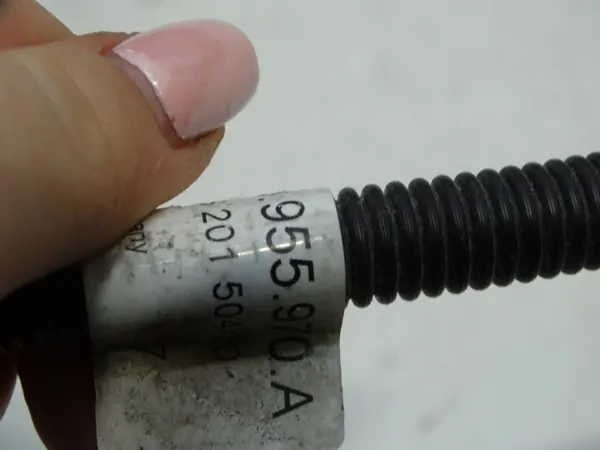 Tuyau de lave-phare OEM 7E0955970A - Occasion image 8