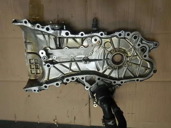 Toyota OE Steuerdeckel X2ZR-W22U - Gebraucht image 2