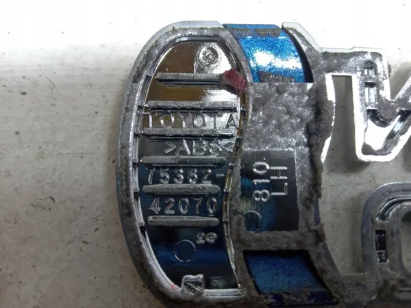 Pièce Toyota OE OEM 7536242070 - État Utilisé image 3