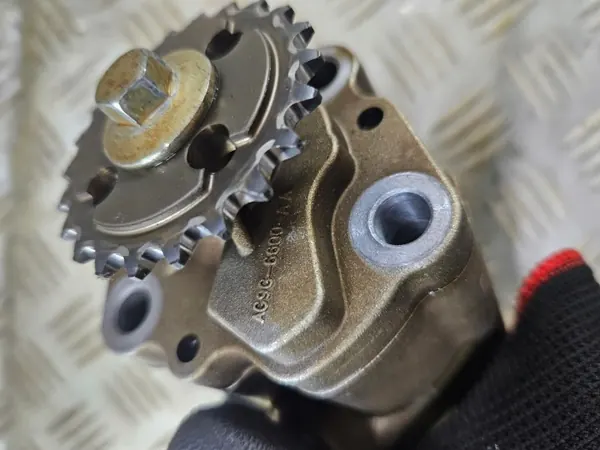 Bomba de óleo Ford OEM AG9G-6600-AA para Galaxy II e Mondeo MK4 image 7