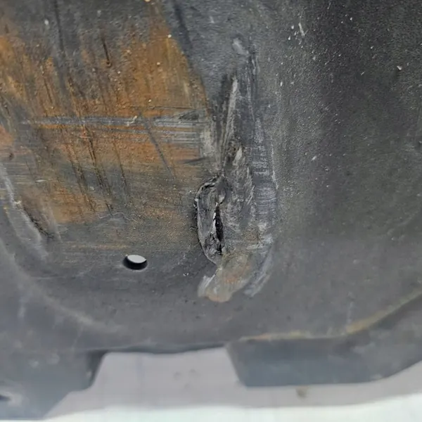 OEM 160958300B Alustasuojus Tesla X Plaid 2022 image 5