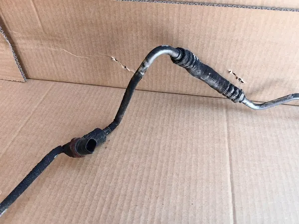 Ilmastointiletku BMW e87 e90 e91 N46 2.0i image 4