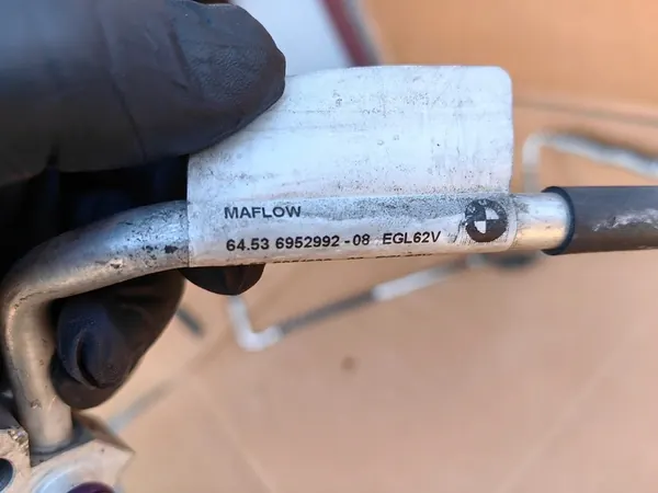 Ilmastointiletku BMW e87 e90 e91 N46 2.0i image 7