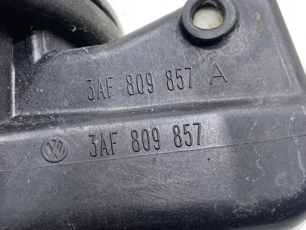 Trappe à carburant OEM 3AF809857A pour VW Passat B7 Break image 4