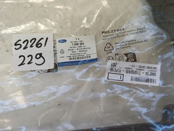 Support de glissière pare-chocs arrière droit OEM BK3117A881CE image 4