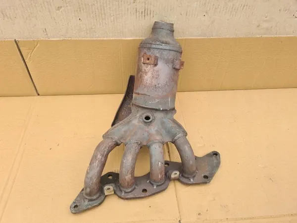 OEM KATALIZATOR KOLEKTOR WYDECHOWY FORD FOCUS MK2 1.6 image 2