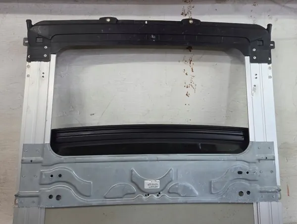 Toit ouvrant Jeep Cherokee KJ 05-07 Pièce OEM image 7