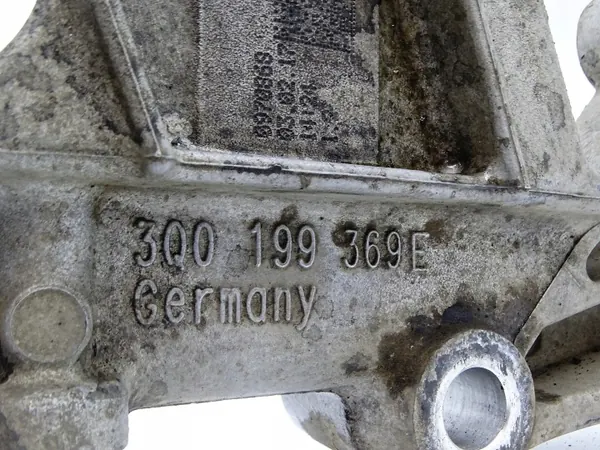 Berço dianteiro VW Passat B8 14- 2.0 TDI OEM 17848937166 image 3