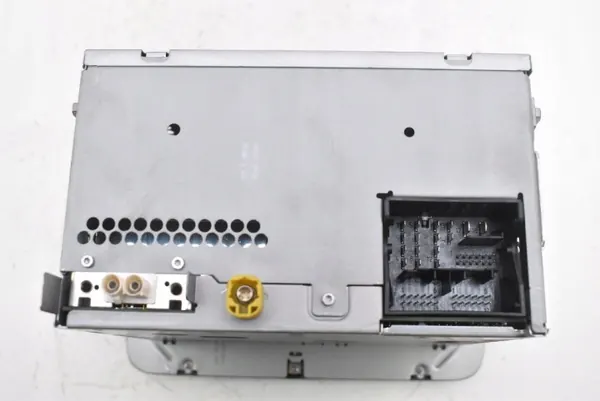 OEM 5L0035200D radio puhelimella Skoda Yeti 13-18 image 6