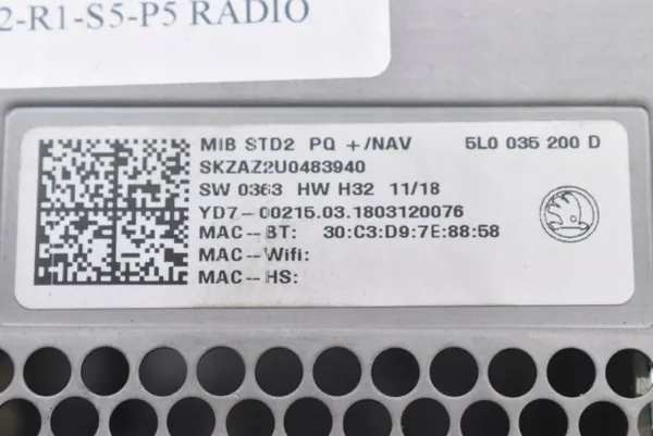OEM 5L0035200D radio puhelimella Skoda Yeti 13-18 image 8