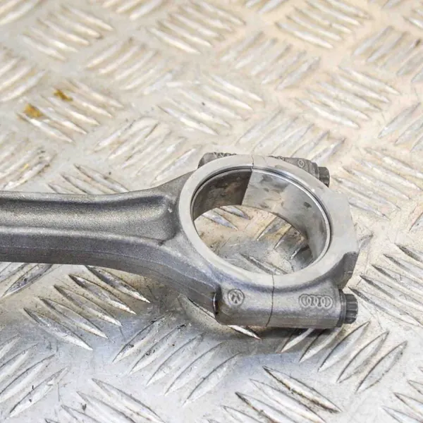 AUDI A4 Kolv 2.0L 2012 OEM 038198401F03L107065S image 2