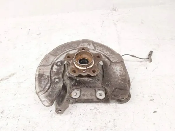 OEM 6866337 Vasen takapyörän navan BMW 5-sarja image 2