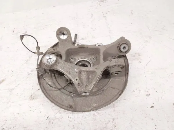 OEM 6866337 Vasen takapyörän navan BMW 5-sarja image 4