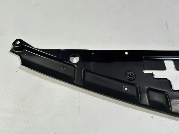 Copertura paraurti superiore anteriore Chevrolet Camaro SS 2009- image 7