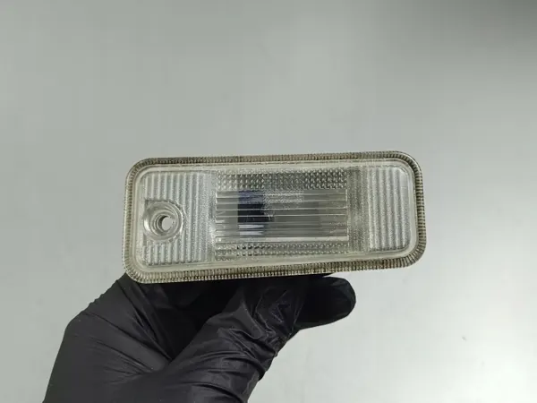 Luz de matrícula Kia Telluride OEM 92501S8000 image 2