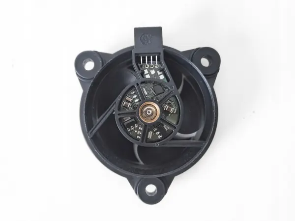 Audi A8 D2 Frontscheinwerferabdeckung OEM 9292207038 image 3
