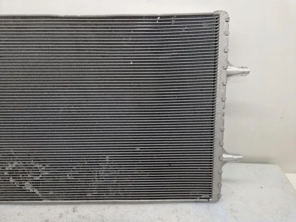 Radiador Audi A6 RS6 C7 A7 RS7 4.0 V8 T TFSI OEM image 3