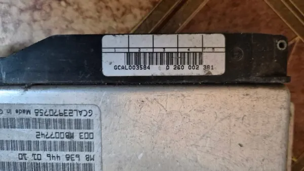 Module de commande boîte Mercedes Vito Viano W638 6384460110 image 3