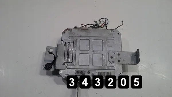 ECU Mazda 626 OEM AM-343205 - Modelo 1998 Usado image 2