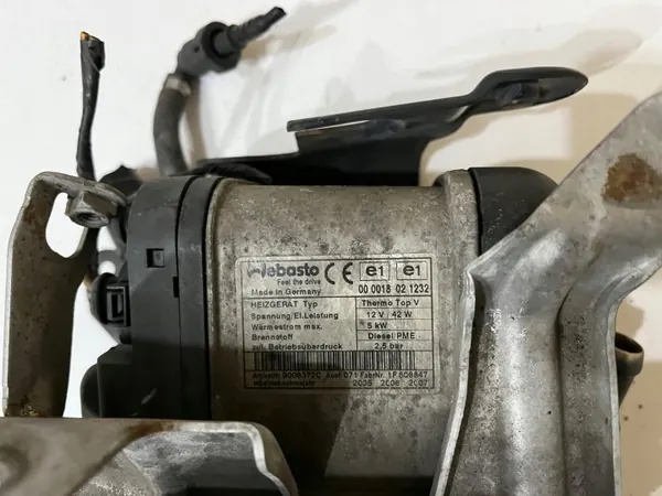 Webasto-lämmitin OEM 1K0815065R VW Golf Touran Caddy image 5