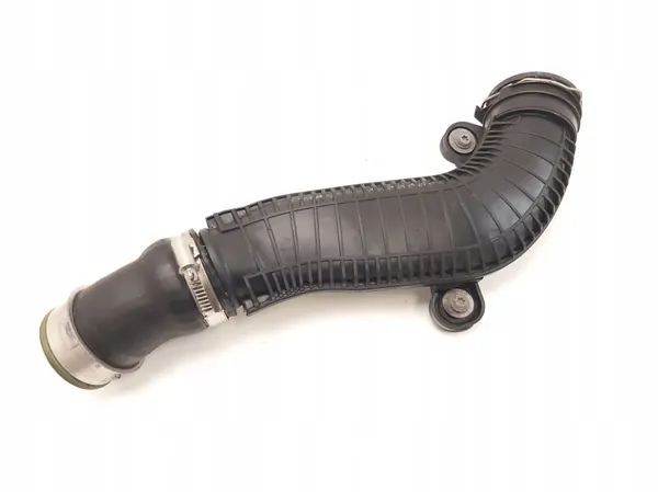 Skoda Superb B8 2016 Ansaugschlauch image 2