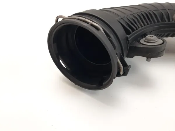 Skoda Superb B8 2016 Ansaugschlauch image 6