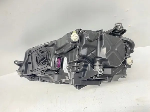 Farol dianteiro direito Full LED VW Golf 7 2017-2020 image 9