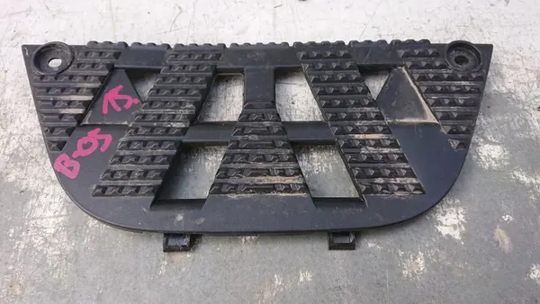 Rejilla de escalón Mercedes Actros MP4 OEM 9606662228 image 3