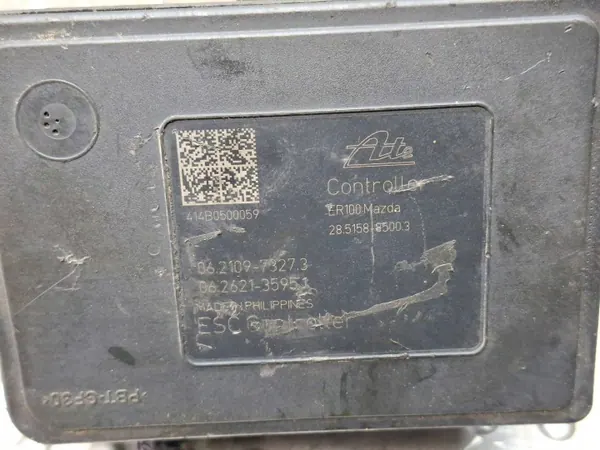 Pompe ABS Unité de Commande OEM S25154877 Mazda 3 BM image 6