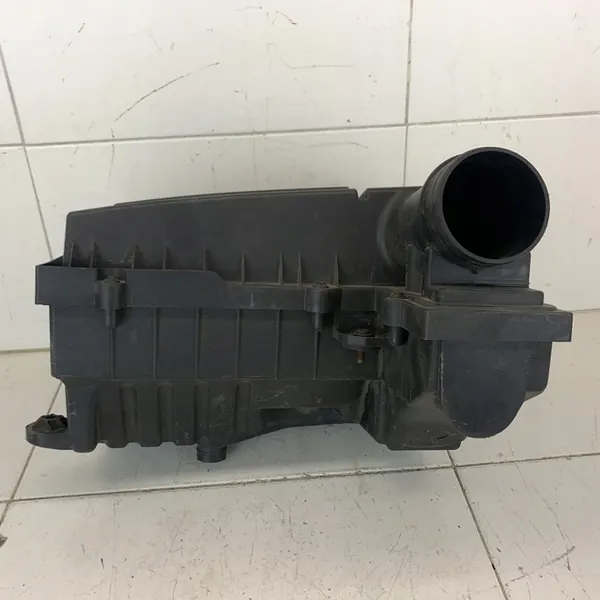 Kokonainen ilmanpuhdistimen kotelo VW GOLF V TOURAN 1.4 TSI 08r image 6