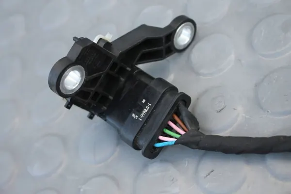 Magnetische sensor OEM 4278032100 voor Hyundai i30 III image 10