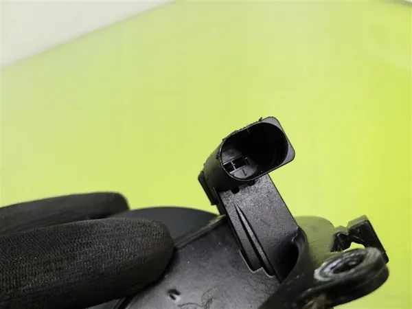Asa de maletero VW Passat B6 OEM 1K0827469G - Usado image 3