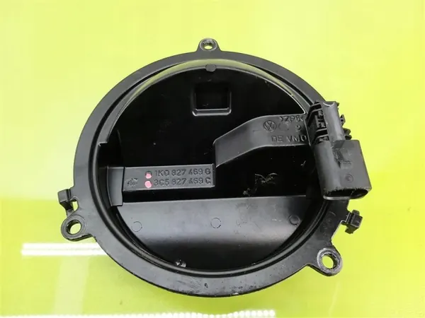 Asa de maletero VW Passat B6 OEM 1K0827469G - Usado image 6