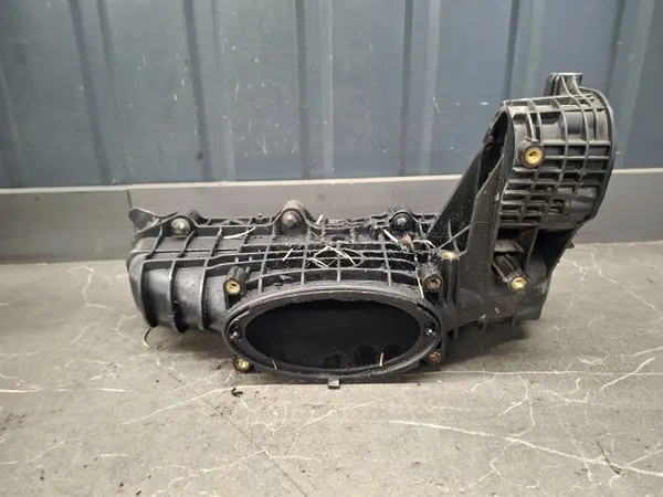 Mercedes-Benz OE A6510905037 insugningsrörsmodul image 2