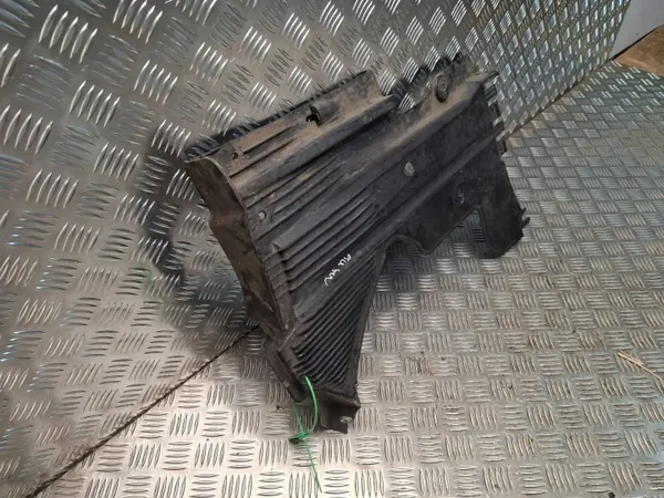 Underredessköld OEM S26372914 höger bak Audi A4 B8 image 3