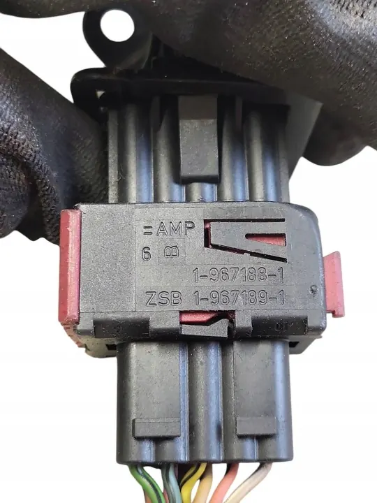 Faisceau d'injecteurs Cadillac CTS OEM 6002FE0015 image 3