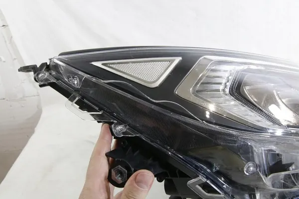 Faros Full LED Original Toyota Rav4 V 2019-2022 image 6