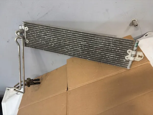 Växellådsoljekylare Porsche Cayenne 955 OEM 7L0317019B image 3