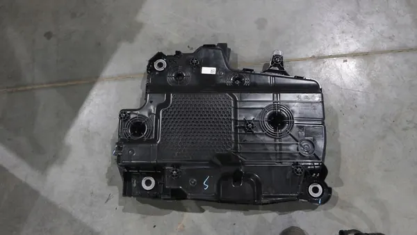 TANQUE ADBLUE DS7 CROSSBACK LIFT 2023 9827963280 image 4